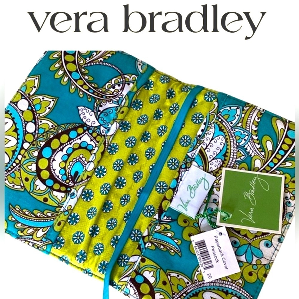 VERA BRADLEY BOOK COVER in RETIRED PEACOCK PATTERN FOR YOUR PAPERBACKS ๐ NWT